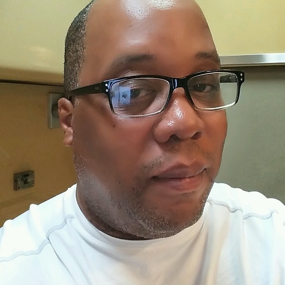 Meet your Posher, Gary - Picture 1 of 1